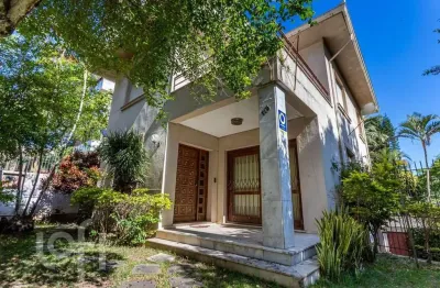 Casa com 3 quartos à venda na rua ferreira viana, 175, petrópolis, porto alegre, 227 m2 por r$ 1.070.000