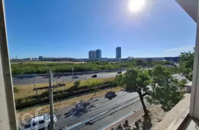 Apartamento com 2 quartos à venda na avenida chuí, 324, cristal, porto alegre, 56 m2 por r$ 200.000
