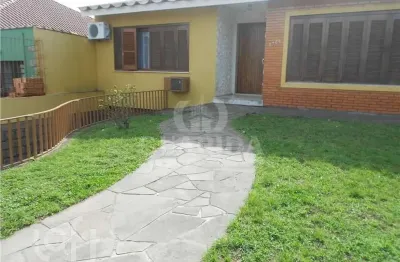 Casa com 3 quartos à venda na avenida rodrigues da fonseca, 1744, vila nova, porto alegre, 250 m2 por r$ 911.600