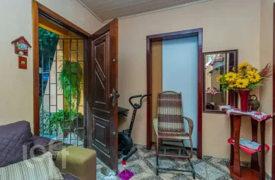 Casa com 3 quartos à venda na rua finlandia, 150, lomba do pinheiro, porto alegre, 180 m2 por r$ 220.000