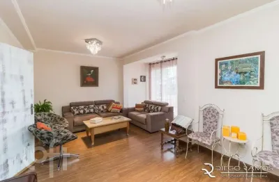 Casa com 4 quartos à venda na rua são mateus, 591, jardim do salso, porto alegre, 308 m2 por r$ 1.340.000