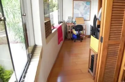 Casa com 3 quartos à venda na rua breno martins, 116, ipanema, porto alegre, 253 m2 por r$ 550.000