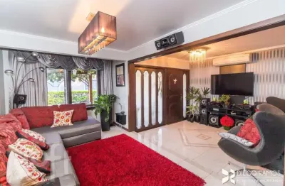 Casa em condomínio fechado com 4 quartos à venda na avenida juca batista, 1492, ipanema, porto alegre, 400 m2 por r$ 1.415.500