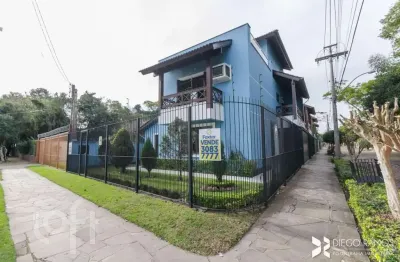 Casa com 3 quartos à venda na avenida guaíba, 11800, ipanema, porto alegre, 248 m2 por r$ 850.000