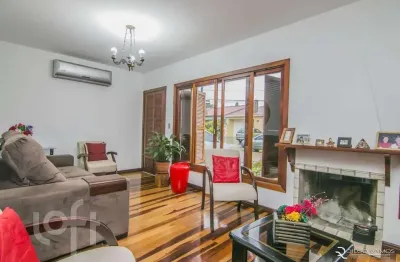 Casa em condomínio fechado com 3 quartos à venda na avenida edgar pires de castro, 1100, hípica, porto alegre, 110 m2 por r$ 450.000