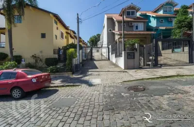 Casa em condomínio fechado com 3 quartos à venda na rua padre joão batista reus, 2133, camaquã, porto alegre, 152 m2 por r$ 470.000