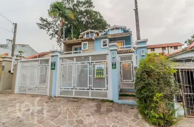 Casa com 4 quartos à venda na rua padre joão batista reus, 1941, tristeza, porto alegre, 150 m2 por r$ 690.000