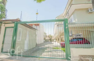 Casa em condomínio fechado com 4 quartos à venda na rua caeté, 65, vila assunção, porto alegre, 304 m2 por r$ 1.900.000