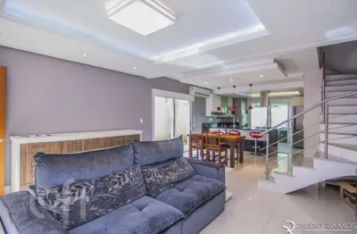 Casa em condomínio fechado com 3 quartos à venda na rua jacundá, 66, guarujá, porto alegre, 139 m2 por r$ 970.000