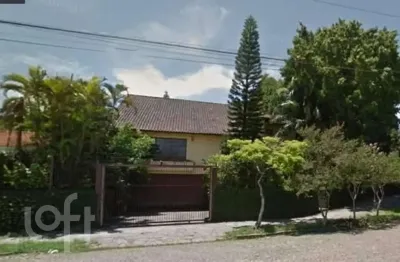Casa com 3 quartos à venda na rua chavantes, 740, vila assunção, porto alegre, 265 m2 por r$ 2.130.000