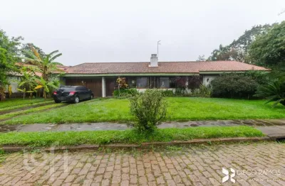 Casa com 4 quartos à venda na rua edgar luiz schneider, 123, ipanema, porto alegre, 260 m2 por r$ 1.340.000