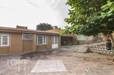 Casa com 3 quartos à venda na rua carlos ferreira, 127, teresópolis, porto alegre, 97 m2 por r$ 500.000