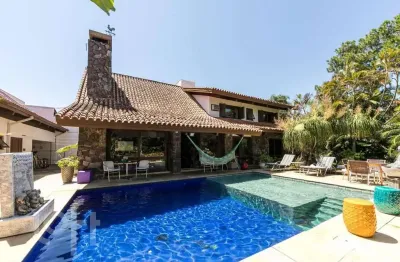 Casa com 5 quartos à venda na rua potiguara, 174, vila assunção, porto alegre, 768 m2 por r$ 4.201.138