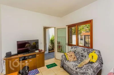 Casa com 4 quartos à venda na rua avaré, 183, jardim floresta, porto alegre, 160 m2 por r$ 650.000