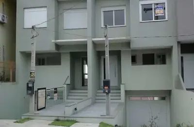 Casa com 3 quartos à venda na rua torre de pedra, 45, espírito santo, porto alegre, 198 m2 por r$ 750.000