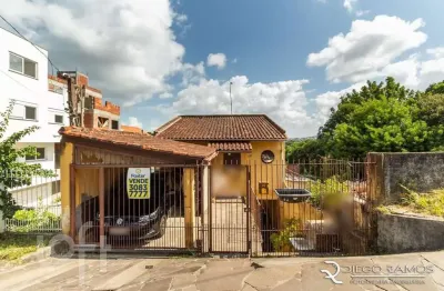 Casa com 4 quartos à venda na rua padre joão batista reus, 2778, camaquã, porto alegre, 163 m2 por r$ 420.000