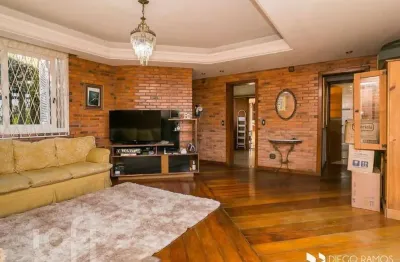 Casa com 3 quartos à venda na rua fernando osório, 1869, teresópolis, porto alegre, 256 m2 por r$ 785.000