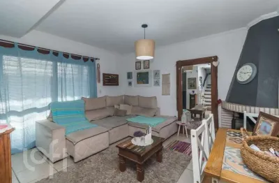 Casa com 3 quartos à venda na rua dos guenoas, 683, espírito santo, porto alegre, 144 m2 por r$ 485.000