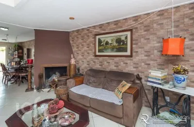 Casa com 3 quartos à venda na rua ponciano pacheco da silveira, 92, guarujá, porto alegre, 144 m2 por r$ 600.000