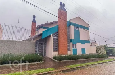 Casa com 4 quartos à venda na rua ivan iglesias, 216, jardim itu sabará, porto alegre, 177 m2 por r$ 650.000