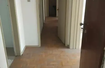 Apartamento com 3 quartos à venda na rua doutor timóteo, 616, moinhos de vento, porto alegre, 99 m2 por r$ 575.000
