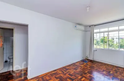 Apartamento com 2 quartos à venda na travessa mato grosso, 11, medianeira, porto alegre, 61 m2 por r$ 212.000