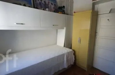 Apartamento com 2 quartos à venda na rua felipe de oliveira, 329, santa cecília, porto alegre, 74 m2 por r$ 275.000