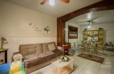 Casa com 3 quartos à venda na beco andaraí, 614, passo da areia, porto alegre, 200 m2 por r$ 990.000