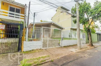 Casa com 3 quartos à venda na rua ladislau neto, 464, espírito santo, porto alegre, 111 m2 por r$ 690.000