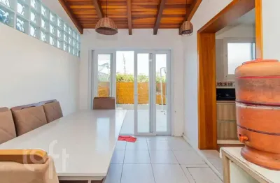 Casa em condomínio fechado com 3 quartos à venda na avenida cai, 686, santa tereza, porto alegre, 118 m2 por r$ 595.000