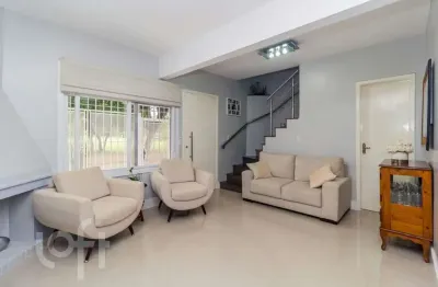 Casa com 3 quartos à venda na rua das caravelas, 88, vila ipiranga, porto alegre, 131 m2 por r$ 1.190.000