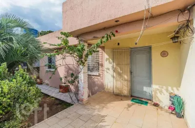 Casa com 2 quartos à venda na antônio nunes vicente, 125, agronomia, porto alegre, 90 m2 por r$ 360.000