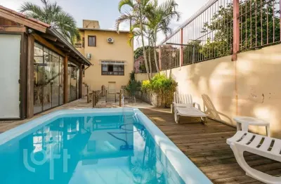 Casa com 3 quartos à venda na rua banco do comércio, 354, santa tereza, porto alegre, 279 m2 por r$ 1.100.000