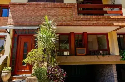 Casa em condomínio fechado com 3 quartos à venda na rua ernesto paiva, 46, tristeza, porto alegre, 216 m2 por r$ 1.682.600