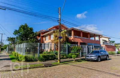 Casa com 4 quartos à venda na rua luiz delfino, 125, espírito santo, porto alegre, 335 m2 por r$ 1.390.000