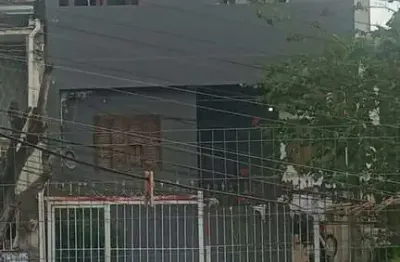 Casa com 4 quartos à venda na Rua Santo Alfredo, 923, São José, Porto Alegre, 160 m2 por R$ 355.000