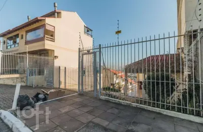 Casa em condomínio fechado com 3 quartos à venda na rua alcebíades antônio dos santos, 635, nonoai, porto alegre, 180 m2 por r$ 678.000