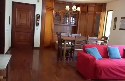 Apartamento com 3 quartos à venda na avenida ijuí, 342, petrópolis, porto alegre, 123 m2 por r$ 650.000
