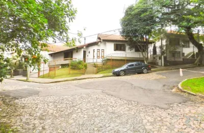 Casa com 3 quartos à venda na rua nigéria, 185, vila ipiranga, porto alegre, 189 m2 por r$ 950.000