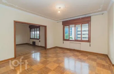 Apartamento com 3 quartos à venda na avenida independência, 98, centro histórico, porto alegre, 133 m2 por r$ 620.000