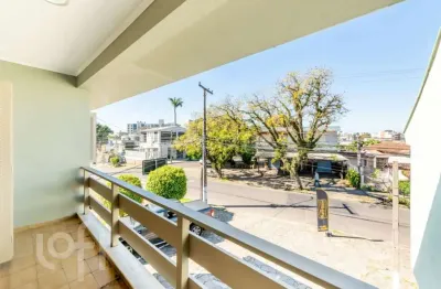 Casa com 4 quartos à venda na rua fernando abbott, 800, jardim são pedro, porto alegre, 200 m2 por r$ 1.520.000