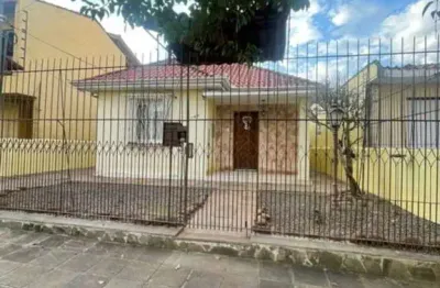 Casa com 4 quartos à venda na rua leite de castro, 128, jardim itu sabará, porto alegre, 193 m2 por r$ 1.100.000