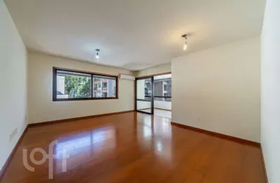 Apartamento com 3 quartos à venda na avenida soledade, 371, petrópolis, porto alegre, 122 m2 por r$ 1.125.000