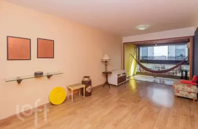 Apartamento com 2 quartos à venda na avenida independência, 510, independência, porto alegre, 78 m2 por r$ 565.250