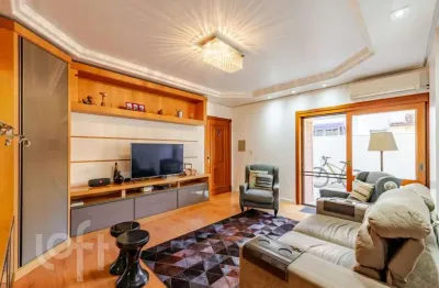 Apartamento com 2 quartos à venda na rua doutor oscar bittencourt, 317, menino deus, porto alegre, 224 m2 por r$ 807.500