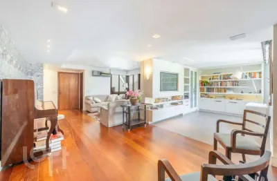 Apartamento com 3 quartos à venda na avenida palmeira, 265, petrópolis, porto alegre, 161 m2 por r$ 1.180.000