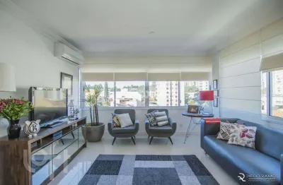 Apartamento com 3 quartos à venda na rua josé scutari, 259, passo da areia, porto alegre, 95 m2 por r$ 780.000