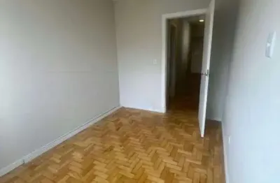 Apartamento com 2 quartos à venda na rua joão de magalhães, 20, passo da areia, porto alegre, 65 m2 por r$ 329.000