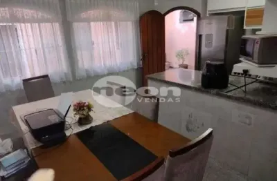 Casa com 3 quartos à venda na rua tomé de souza, 520, vila alzira, santo andré, 210 m2 por r$ 850.100
