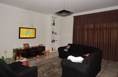 Casa em condomínio fechado com 4 quartos à venda na rua gildo germano, 103, jardim pilar, mauá, 475 m2 por r$ 1.800.000